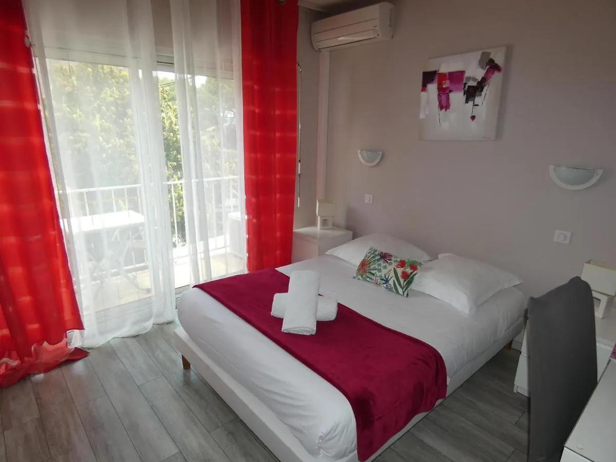 **  Hotel Le Golfe Bleu Cavalaire-sur-Mer Francie
