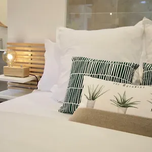 La Clarté Bed & Breakfast